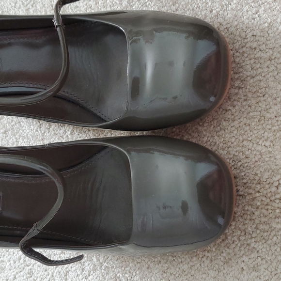 ECCO Mary Jane Style Dress Heels Patent Leather 8.5 U.S. Euro Size 40 - Picture 6 of 8
